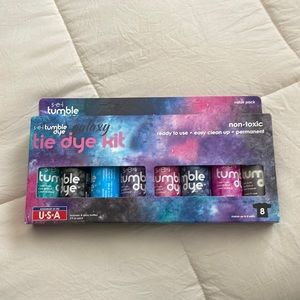 Brand new galaxy tie dye kit non toxic